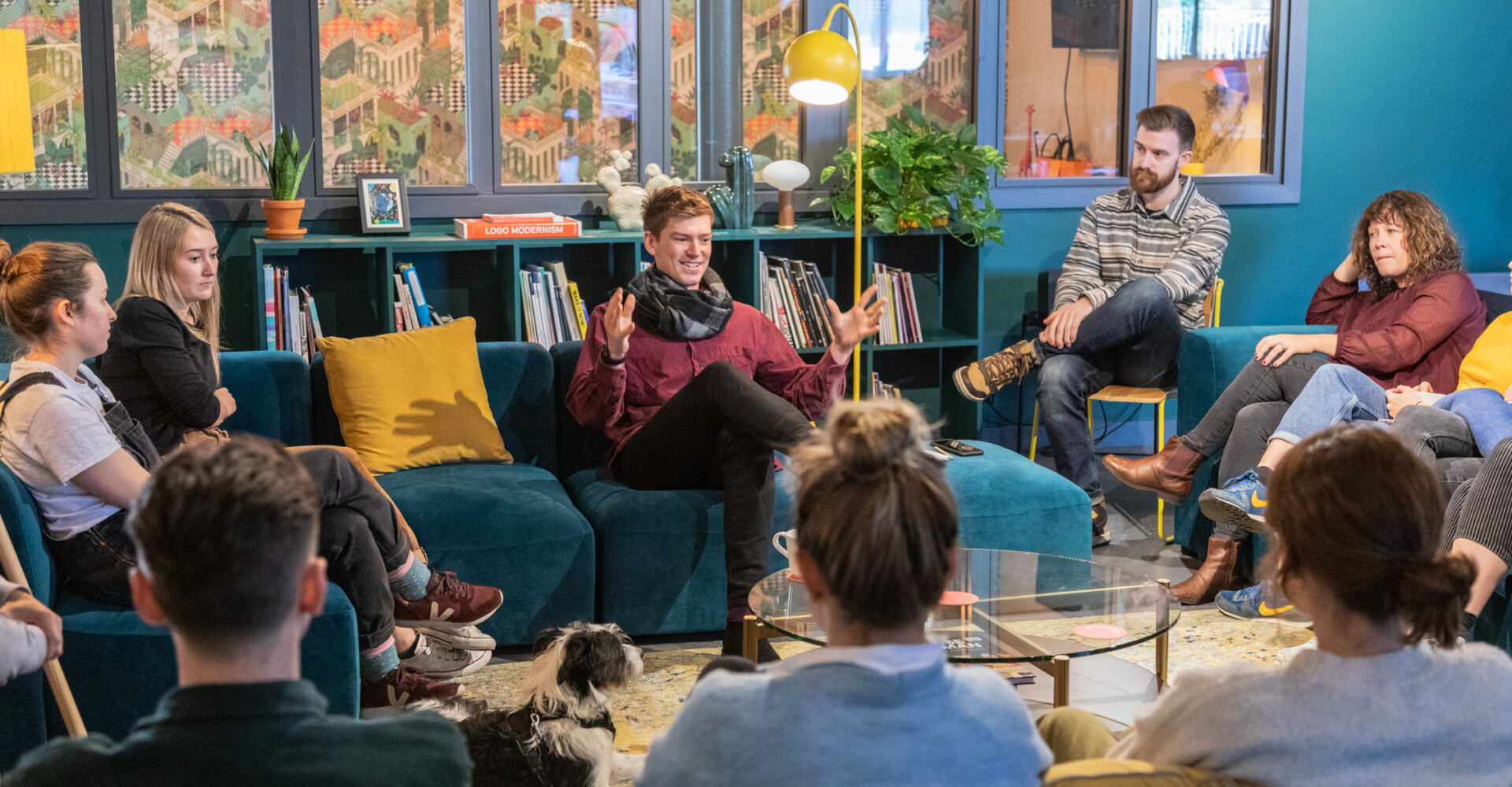 members-talk-coworking-sharing-knowledge