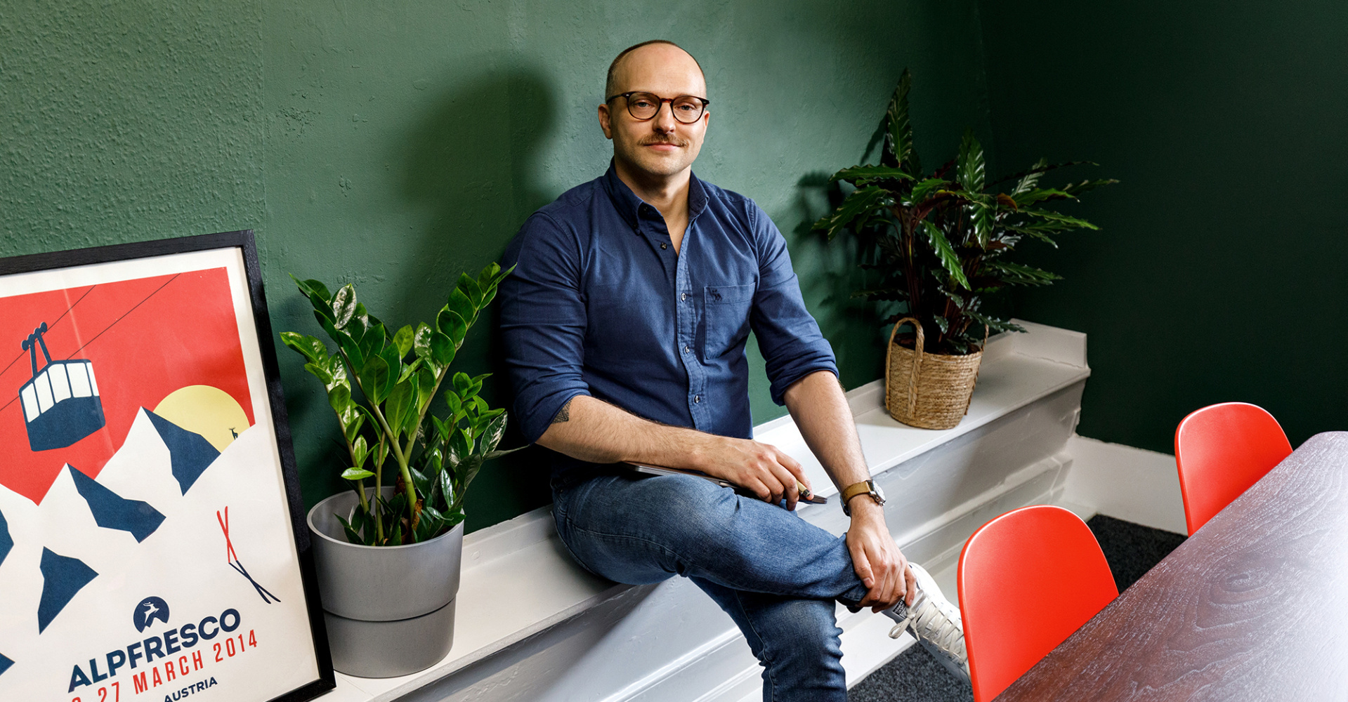 community-membership-coworking-space-creatives-network-gather-round-Bristol-Brunswick-Square-brand