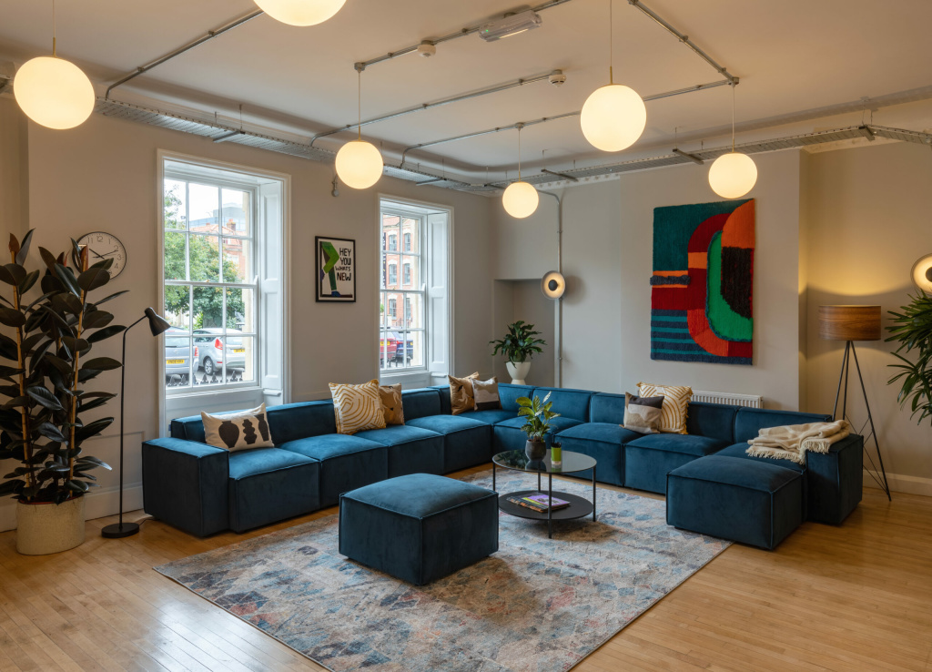 Social-coworking-st-pauls-brunswick-square-bristol