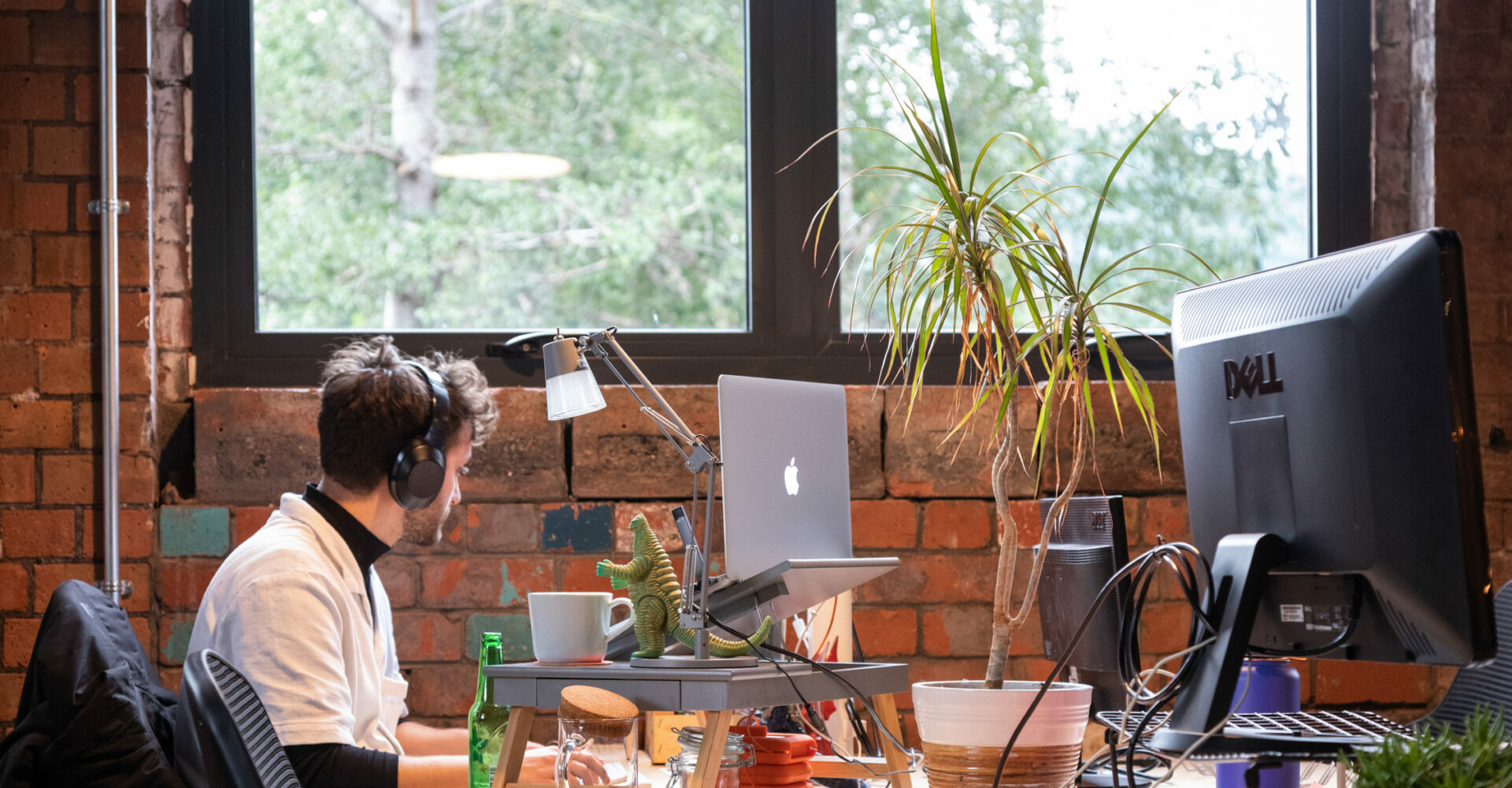 Theo-cigar-factory-coworking-design