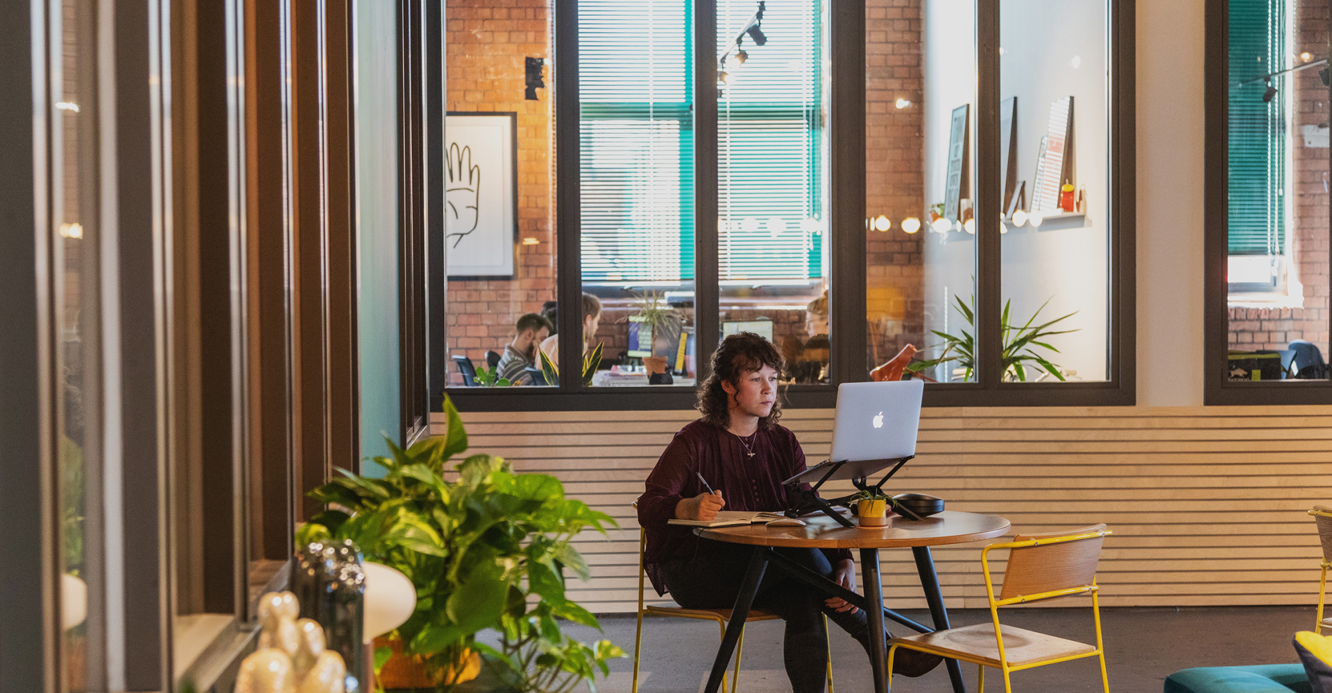 Gather_Round_Creative_Coworking