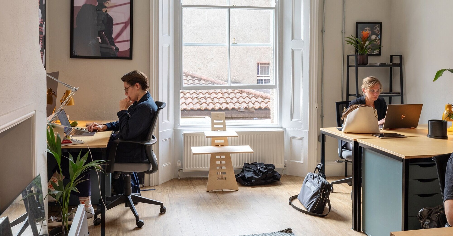 Gather-Round-creative-coworking